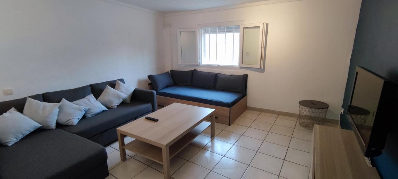 Appartement 45 m² proche du centre ville Lunel  Extérieur photo